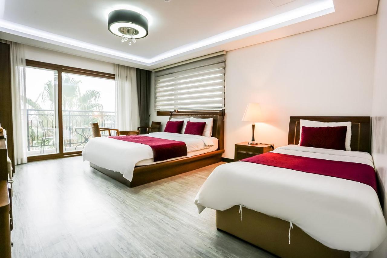 The Seri Resort Seogwipo Exterior photo