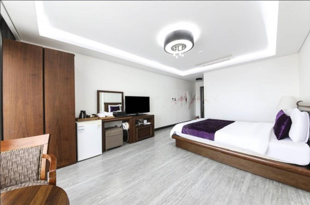 The Seri Resort Seogwipo Exterior photo